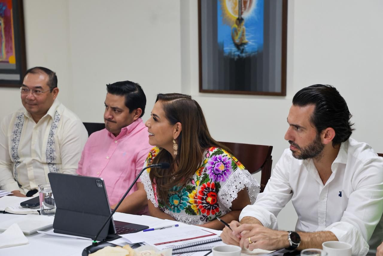 Mara Lezama presenta proyecto del primer Barrio Mágico del país en Chetumal a representantes de la capital