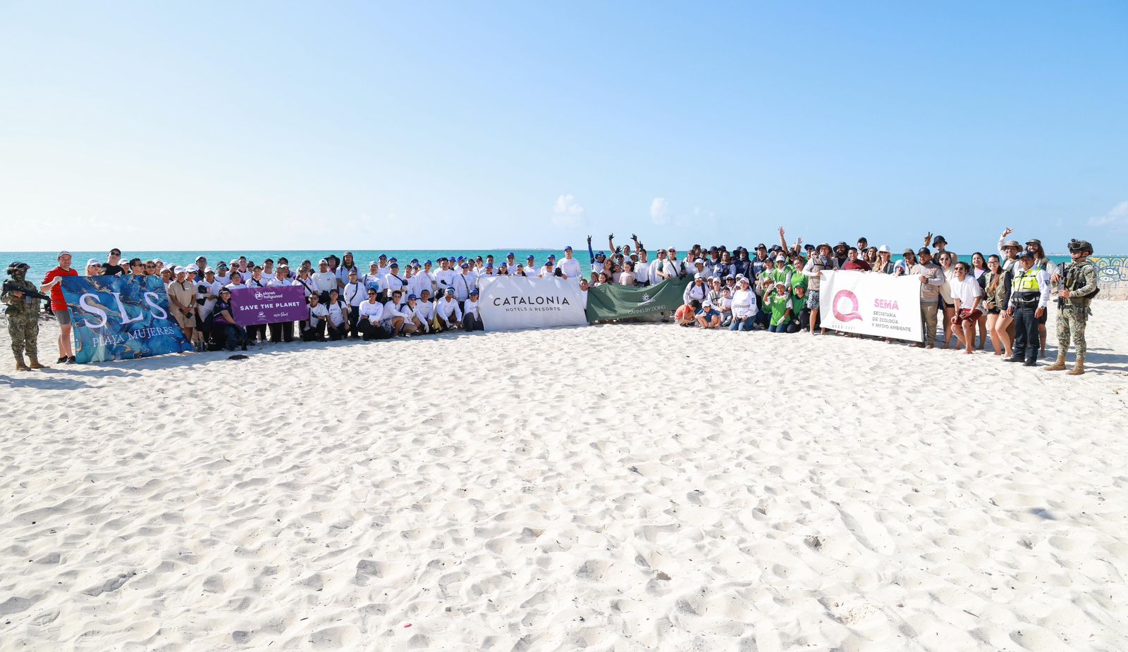 ZOFEMAT Isla Mujeres realiza exitosa Mega Brigada de Limpieza en Isla Blanca