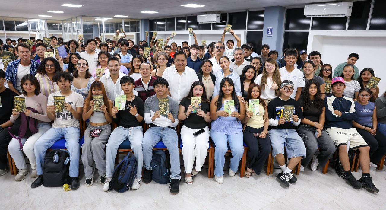 A TRAVÉS DE LA LECTURA, LAS JUVENTUDES PUEDEN EXPRESARSE, CONSTRUIR Y CREAR LO QUE QUIEREN SER: ANA PATY PERALTA
