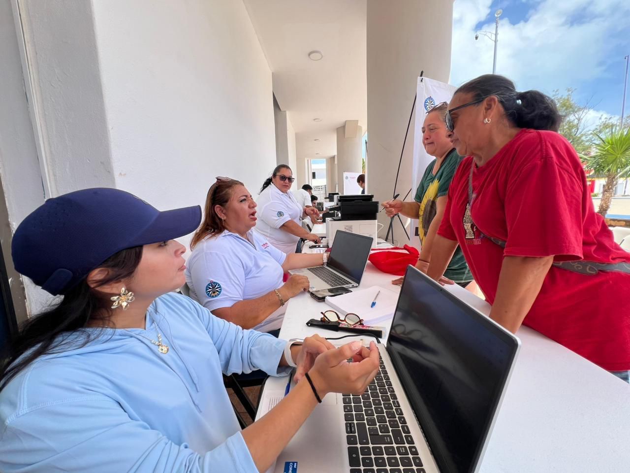 Gobierno de Isla Mujeres impulsa la Campaña de Regularización de Comercios para brindar certeza a emprendedores
