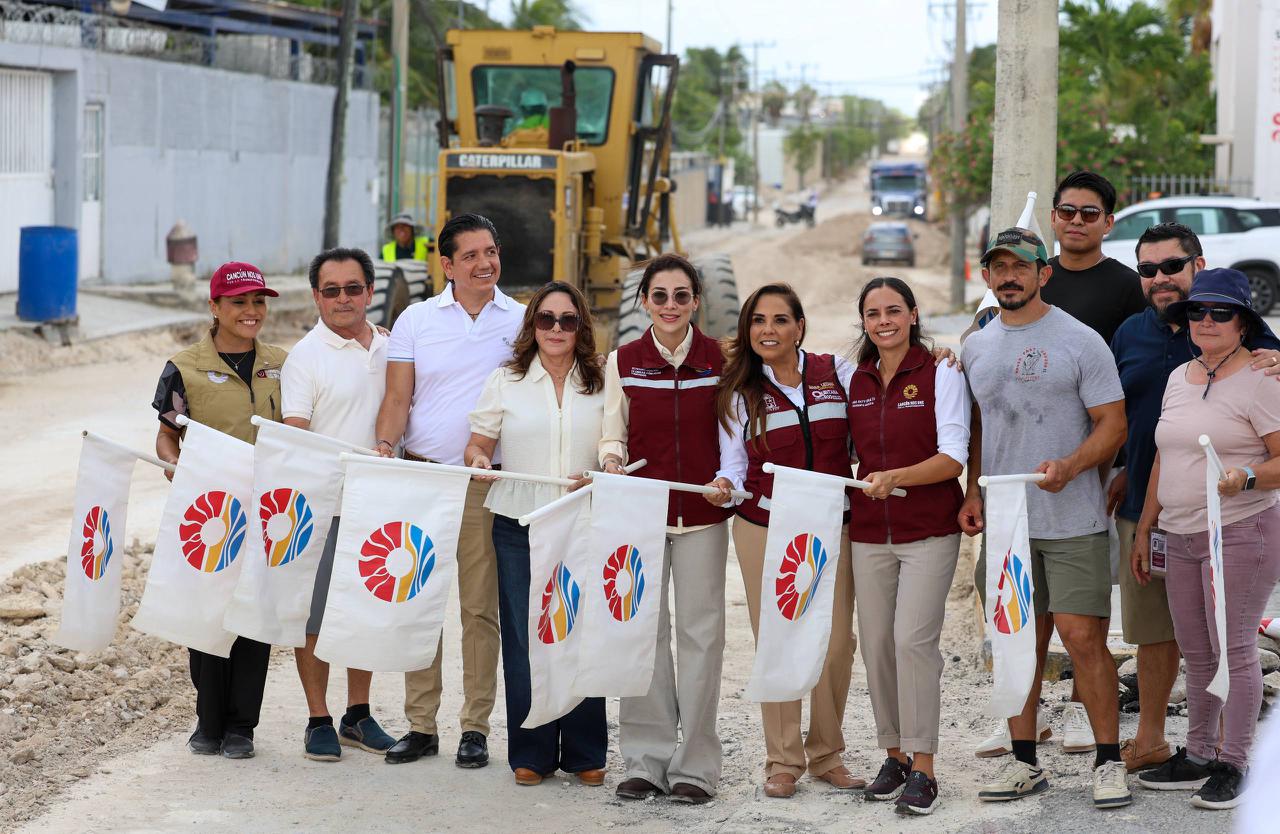 MODERNIZAN ANA PATY PERALTA Y MARA LEZAMA AVENIDA NAZARETH