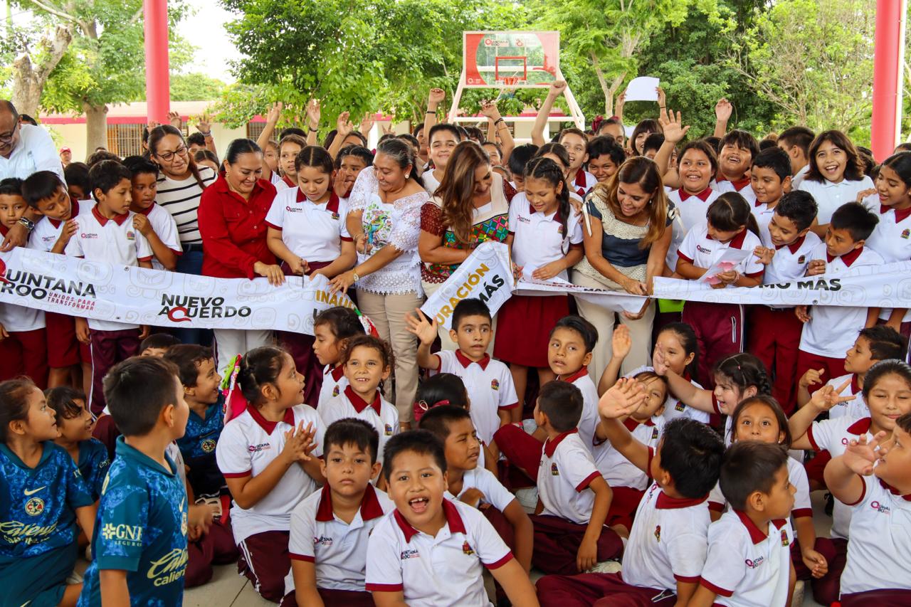 Las niñas y niños de Carlos A. Madrazo ya tienen un nuevo domo para aprender y hacer deporte: Mara Lezama