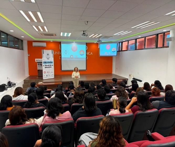 Beneficia Fiscalía a 109 mil personas con el programa “Prevención a través de la Educación” en el primer semestre de 2026