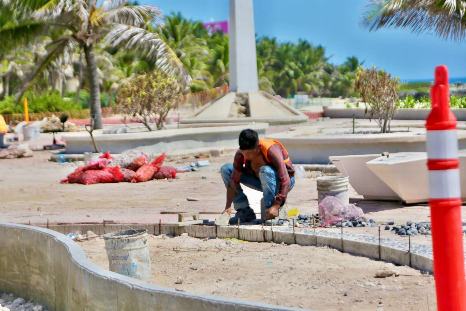 Gobierno de Isla Mujeres avanza con la construcción del Paseo de las Sirenas para fortalecer la infraestructura turística del destino