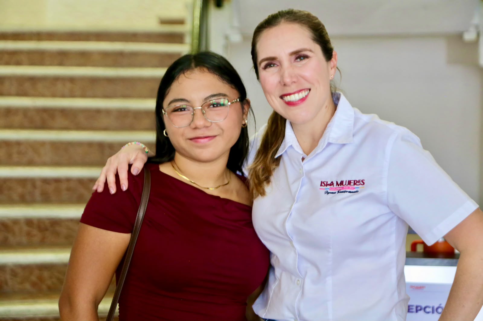 Atenea reafirma cercanía con las familias isleñas durante nueva jornada de “Miércoles con la Gente”