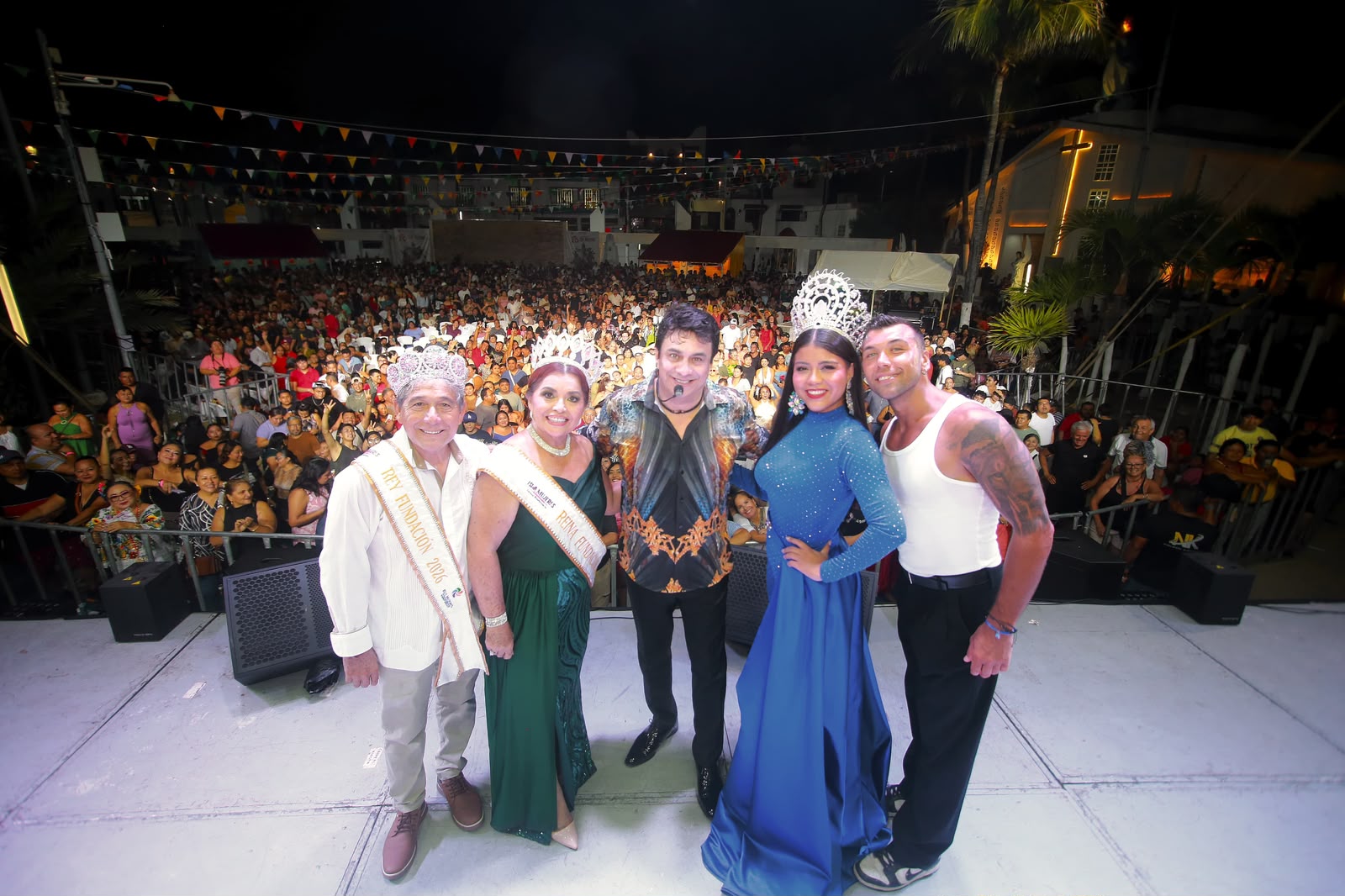 Isla Mujeres celebra el 176 Aniversario de su Fundación con baile de Nelson Kanzela