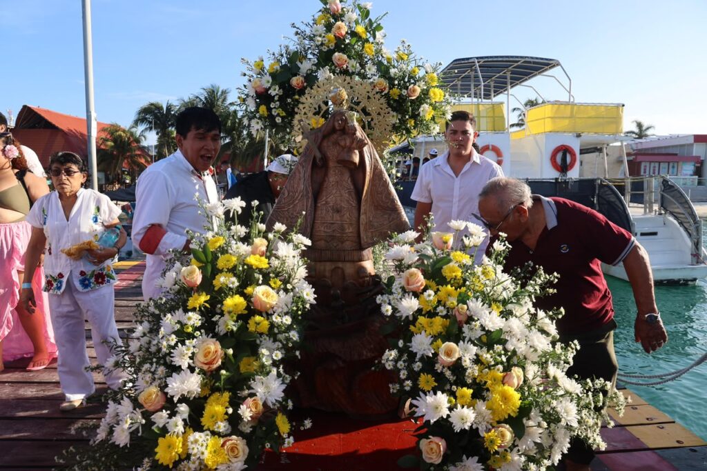Isla Mujeres fortalece sus tradiciones con la XXVII Procesión Marítima hacia Isla Contoy