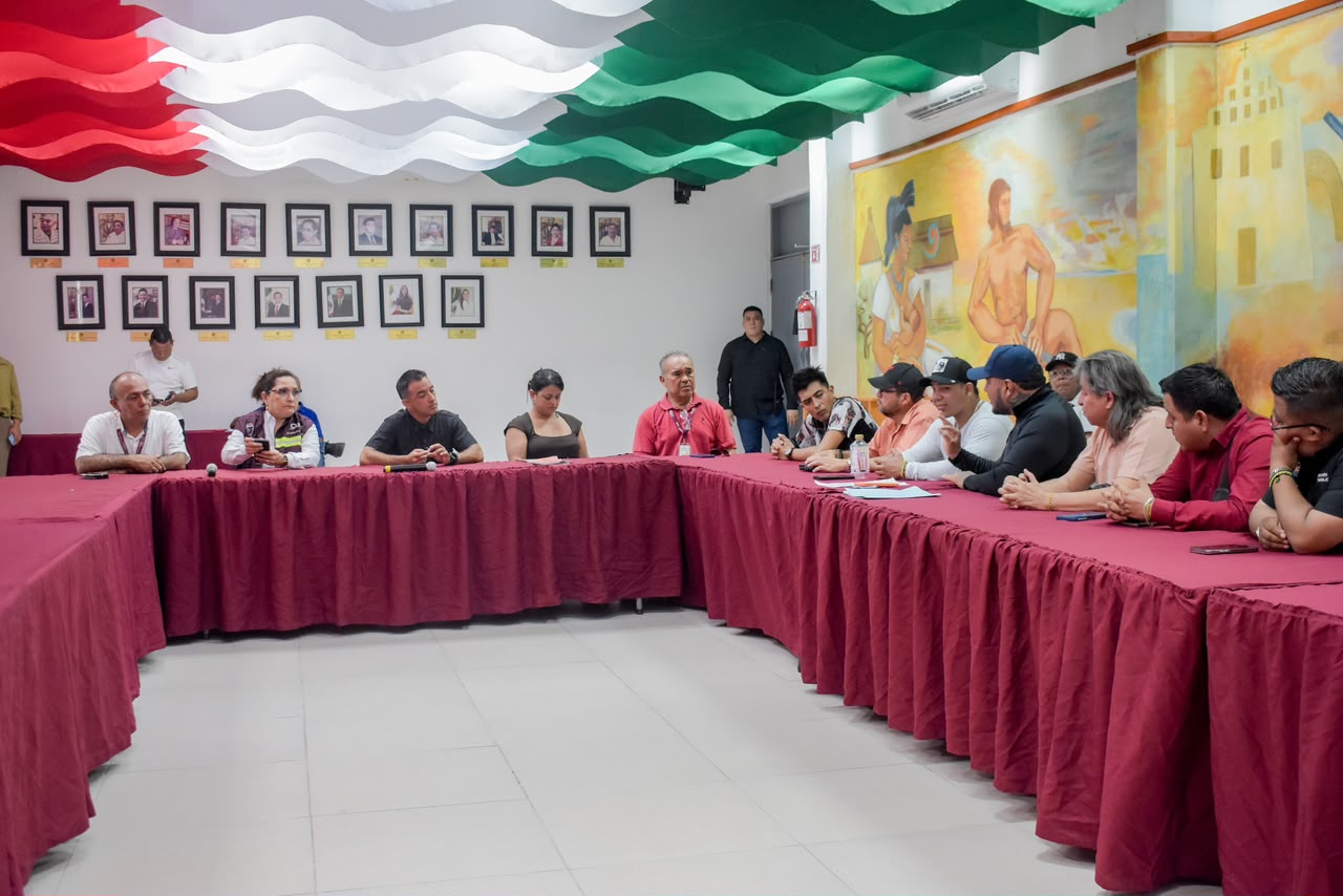 Pablo Gutiérrez fortalece el diálogo con sindicatos de mototaxis