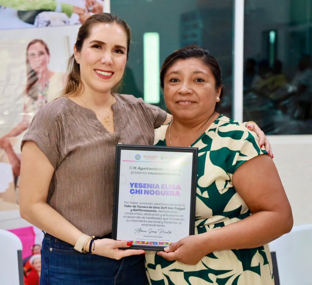Gobierno de Isla Mujeres fortalece capacitación para mujeres de la Zona Continental