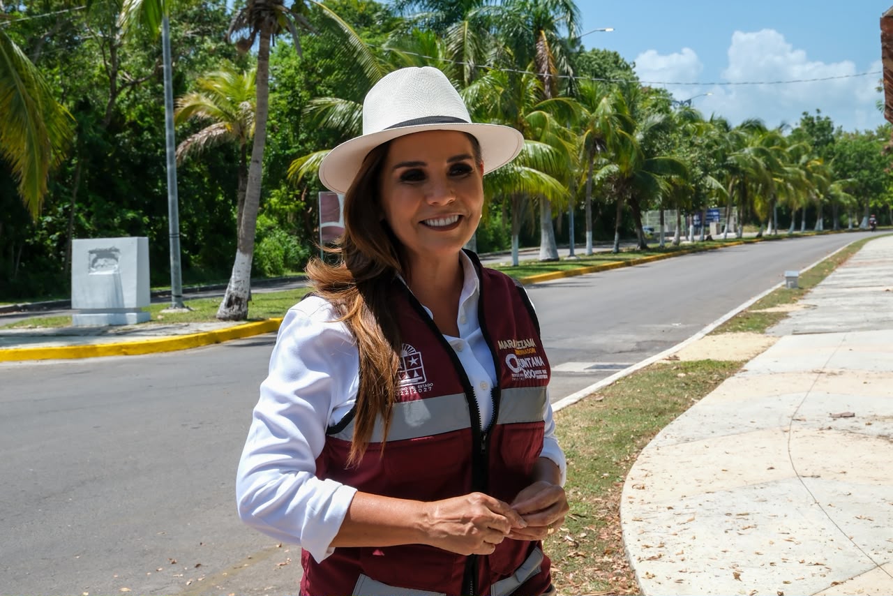 Anuncia Mara Lezama conclusión de nuevo alumbrado público en el Boulevard Bahía de Chetumal, de la UQROO a Calderitas