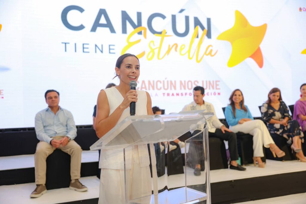 PREMIA ANA PATY PERALTA A 47 COLABORADORES TURÍSTICOS CON EL GALARDÓN “CANCÚN TIENE ESTRELLA”