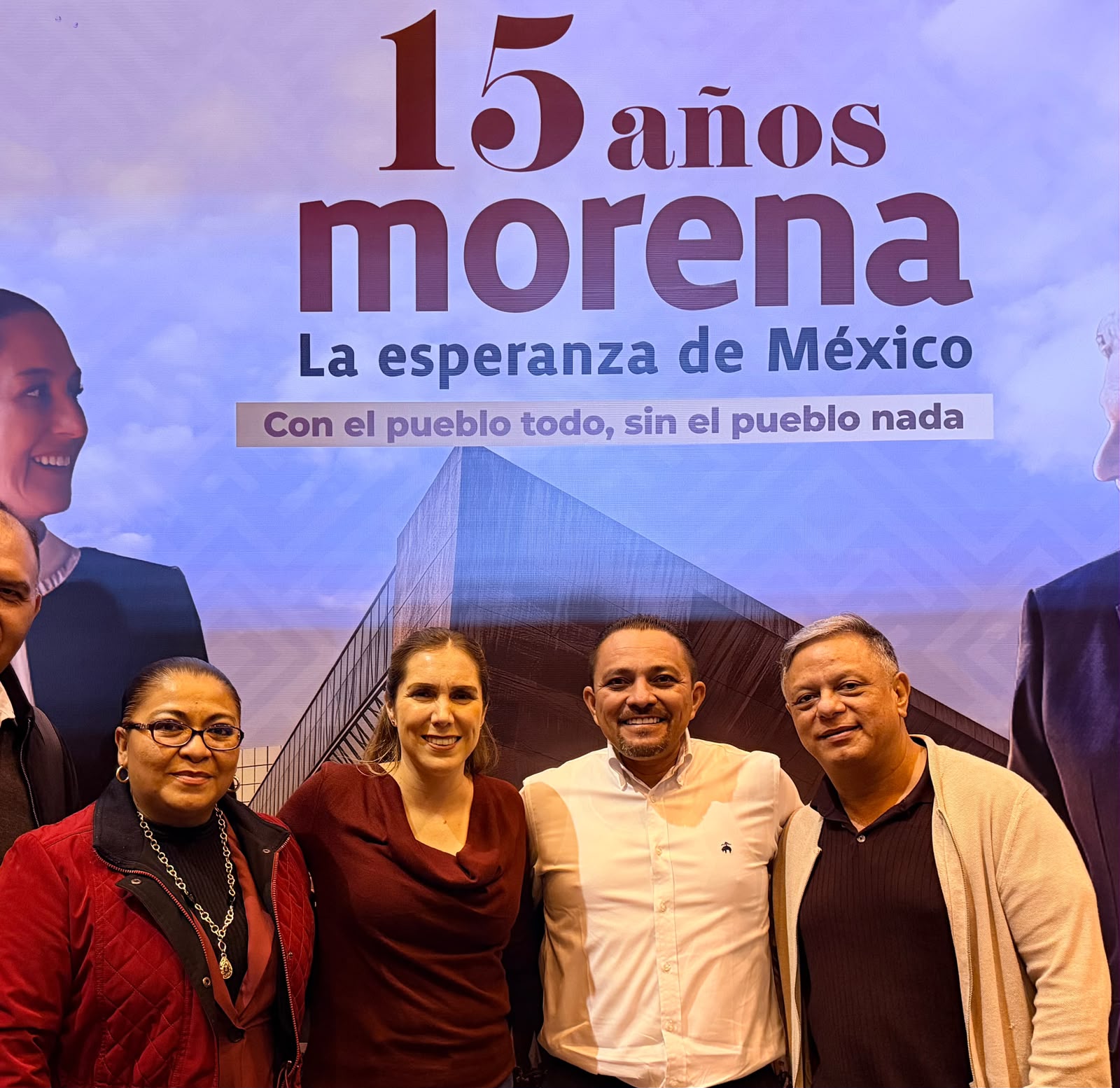 Atenea Gómez Ricalde participa en la celebración por los 15 años de MORENA