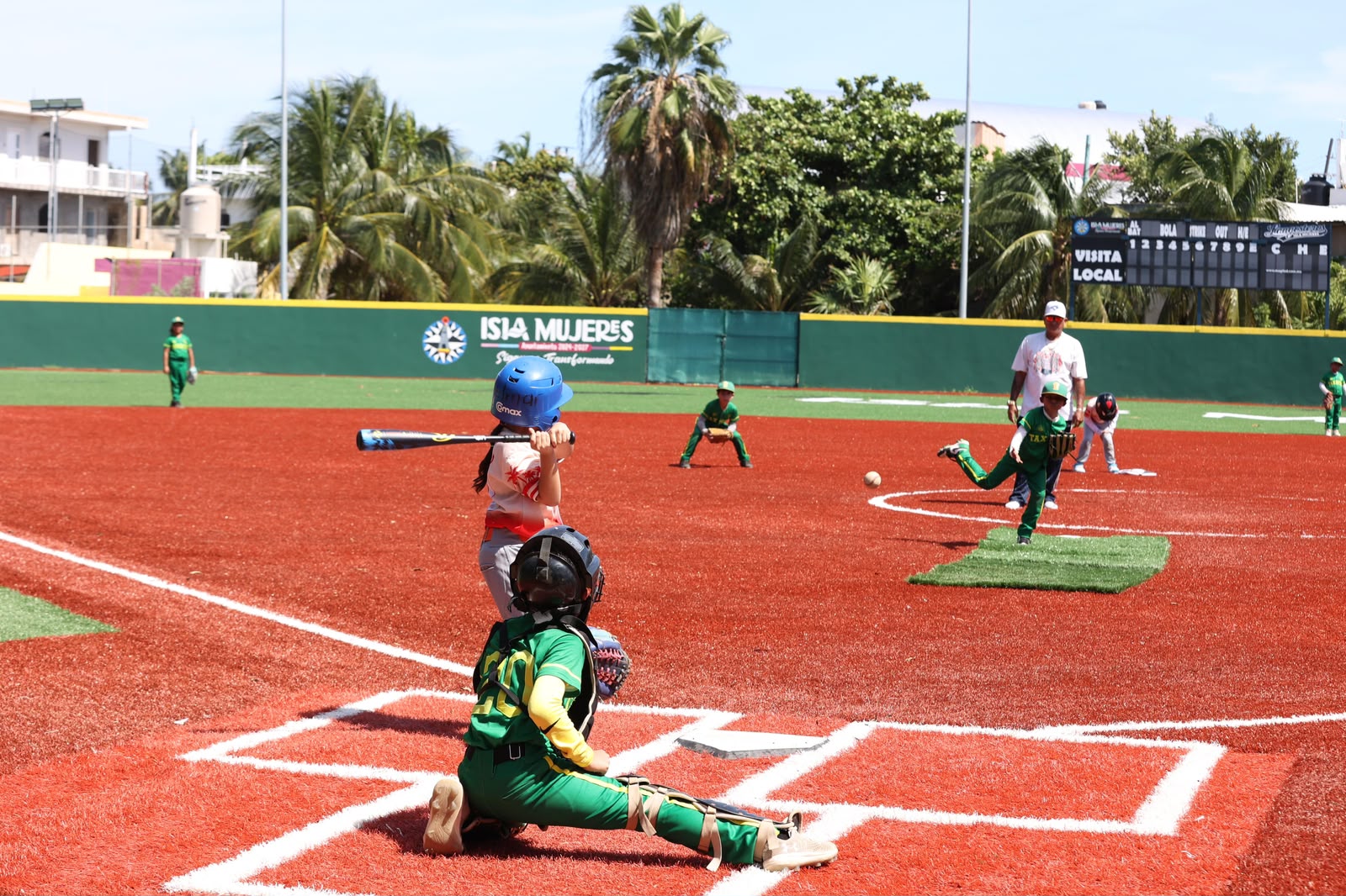 Gobierno Municipal fortalece el semillero de talentos del béisbol infantil en Isla Mujeres