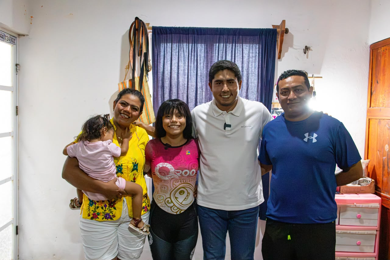 Con 12 años de edad, la patinadora quintanarroense Yessica Jocabed Koh logró colgarse cinco oros en Olimpiada Nacional y aspira con llegar a la Selección Mexicana